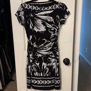 Saint Tropez West black/white dress - size 4 - super stretchy & rouge in front